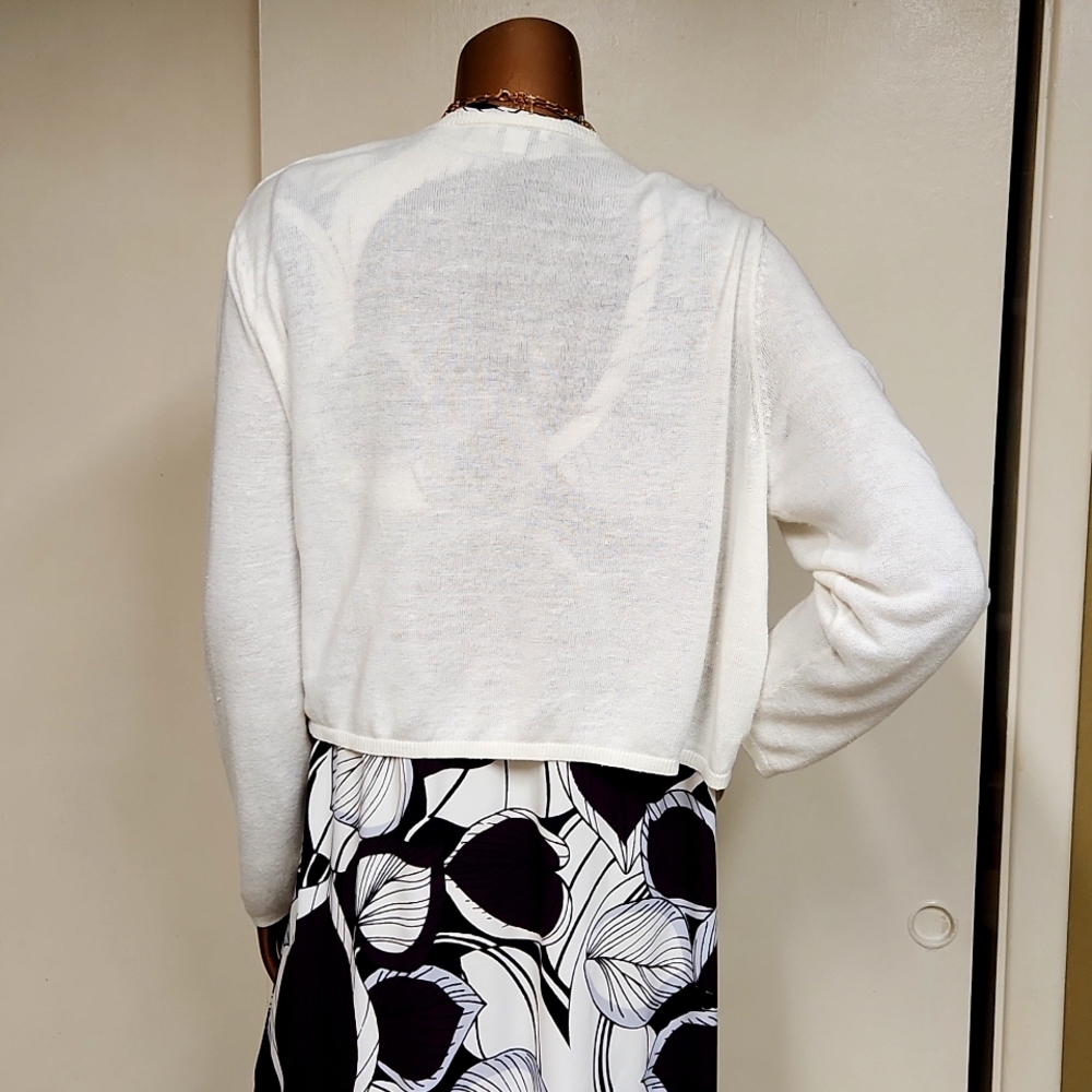 J. Jill Petite Large Winter White Cardigan - Picture 4 of 5